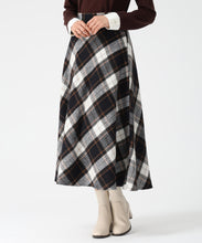 画像をギャラリービューアに読み込む, 【WEB限定予約販売/11月上旬発売予定】ロービングチェックサーキュラースカート/MM547221