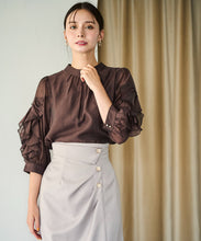 画像をギャラリービューアに読み込む, ラッフルリボンスタンドカラーブラウス/TT538101