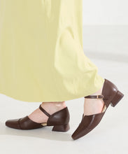 画像をギャラリービューアに読み込む, スリットセパレートパンプス/62110