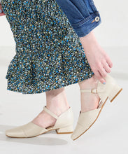 画像をギャラリービューアに読み込む, スリットセパレートパンプス/62110