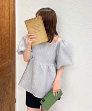 画像をギャラリービューアに読み込む, 一部店舗限定 2wayオフショルジャガードブラウス/TT558101