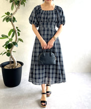 画像をギャラリービューアに読み込む, 一部店舗限定 2wayオフショルチェックフレアワンピース/MM557410