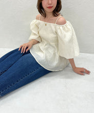 画像をギャラリービューアに読み込む, 一部店舗限定 2wayオフショルジャガードブラウス/TT558101