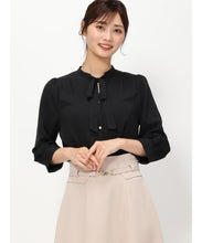 画像をギャラリービューアに読み込む, リボン取り外しタックブラウス/MM418111