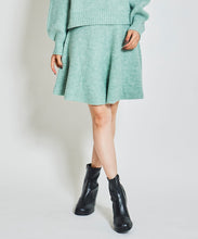 画像をギャラリービューアに読み込む, ビジュー付きニットセットアップ/TT437419