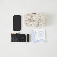 画像をギャラリービューアに読み込む, ビーズ刺繍ボックスクラッチバッグ/MOB008