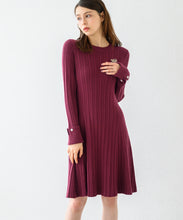 画像をギャラリービューアに読み込む, ブローチ付きAラインニットワンピース/MM447402