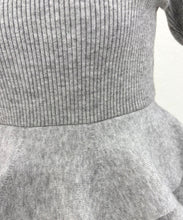 画像をギャラリービューアに読み込む, ペプラムボリューム袖ニット/TT548317