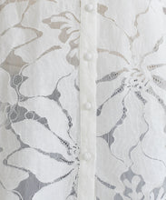 画像をギャラリービューアに読み込む, 【一部店舗限定】シアー襟付きブラウス/MM658101