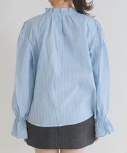 画像をギャラリービューアに読み込む, 【一部店舗限定】フリルカラー前リボンブラウス/MM658108