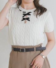 画像をギャラリービューアに読み込む, 【一部店舗限定】フロントリボン半袖ニット/TT658304