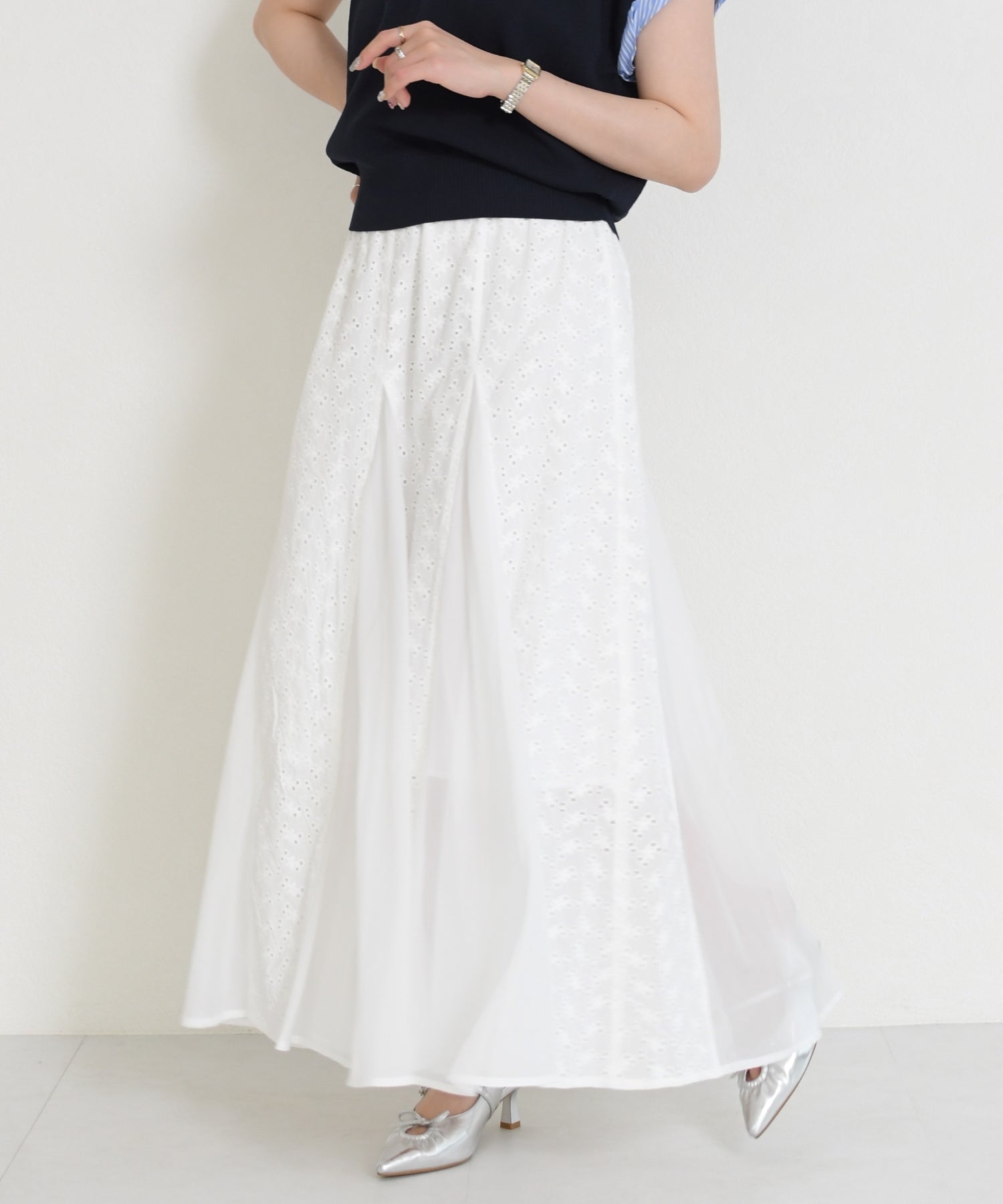 MACHATT ホワイトロングスカート 一部店舗限定】フラワージャガードシアーロングスカート/MM657201