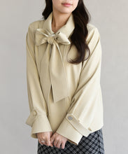 画像をギャラリービューアに読み込む, リボンタイ付きブルゾン/TT618502