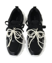 画像をギャラリービューアに読み込む, パールリボンチャーム付きスニーカー/TT519413