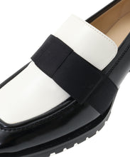 画像をギャラリービューアに読み込む, リボン付きローファー/TT519411