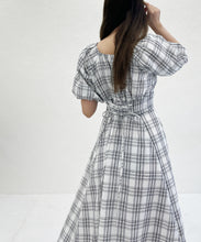 画像をギャラリービューアに読み込む, 【一部店舗限定】 2wayオフショルチェックフレアワンピース/MM557410