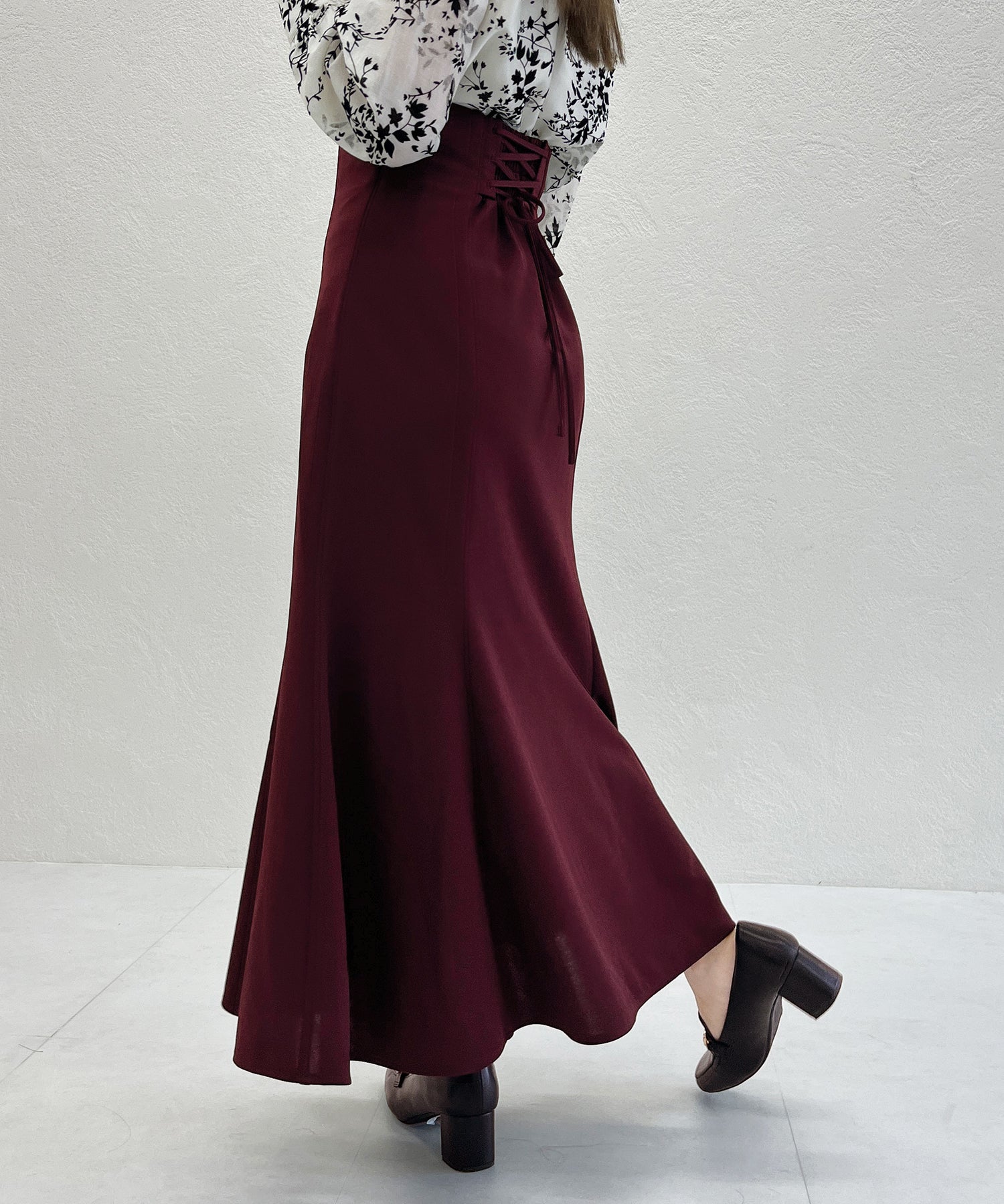 再入荷】ハイウエストマーメイドロングスカート/MM557201 – MISCH