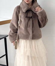 画像をギャラリービューアに読み込む, 【予約販売/10月中旬入荷予定】リボンフェイクファーショートブルゾン/TT648607