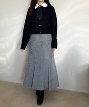 画像をギャラリービューアに読み込む, 【WEB限定予約アイテム/11月上旬入荷予定】3way衿×タイ付きビジュ釦カーディガン/MM558403