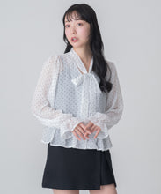 画像をギャラリービューアに読み込む, 【一部店舗限定】ドットシアーVネックブラウス/MM658105
