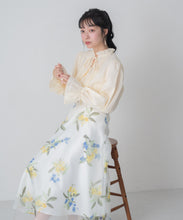 画像をギャラリービューアに読み込む, 【一部店舗限定】フリルカラー前リボンブラウス/MM658108