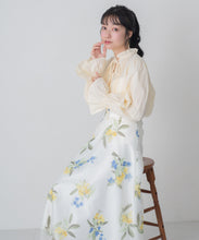 画像をギャラリービューアに読み込む, 【一部店舗限定】フリルカラー前リボンブラウス/MM658108