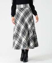 画像をギャラリービューアに読み込む, 【WEB限定予約販売/11月上旬発売予定】ロービングチェックサーキュラースカート/MM547221