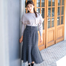 画像をギャラリービューアに読み込む, フラワー刺繍ケープニット/mm338310