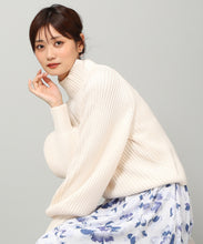 画像をギャラリービューアに読み込む, ハイネックボリュームスリーブニット/MO33N04