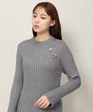 画像をギャラリービューアに読み込む, ブローチ付き成型リブニットワンピース/MM347401