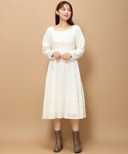 画像をギャラリービューアに読み込む, レース袖コンシャスワンピース/MM347406