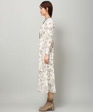画像をギャラリービューアに読み込む, ハイネックタイ付きフラワーワンピース/MM347410
