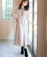 画像をギャラリービューアに読み込む, ハイネックタイ付きフラワーワンピース/MM347410