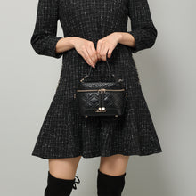 画像をギャラリービューアに読み込む, キルティングミニバッグ/MM358003