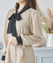 画像をギャラリービューアに読み込む, ボウタイドットワンピース/MM437413