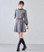 画像をギャラリービューアに読み込む, ブローチ付きカラーニット/MM448321