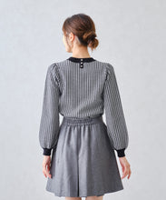 画像をギャラリービューアに読み込む, ブローチ付きカラーニット/MM448321