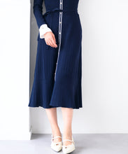 画像をギャラリービューアに読み込む, カフス袖Vネックニットワンピース/MM517413