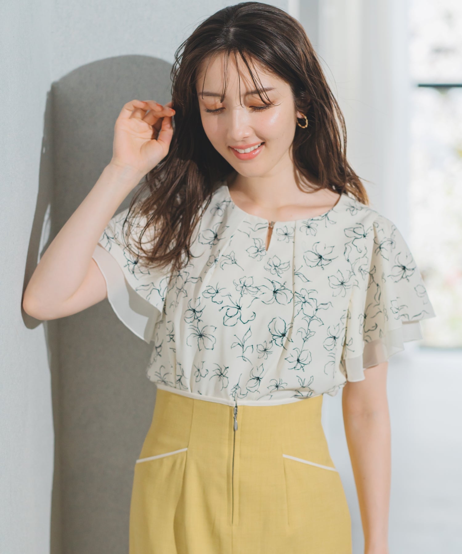 金ホックダブルフレア袖ブラウス/MM528102 – MISCH MASCH|31 Sons de mode