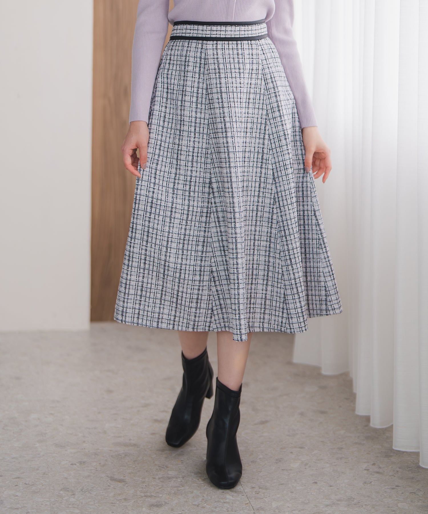 定価16.7万 新品 MADISONBLUE ツイード スカート S SAX 定価16.7万 新品 MADISONBLUE ツイード スカート S SAX