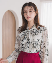 画像をギャラリービューアに読み込む, フロッキーボウタイブラウス/MM548108