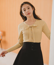 画像をギャラリービューアに読み込む, 配色ボウタイケーブルニット/MM548307