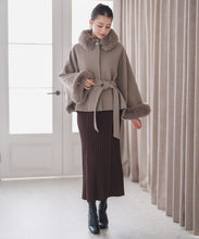 画像をギャラリービューアに読み込む, 【再入荷】ブローチ付きポンチョコート/MM548603