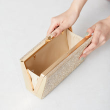 画像をギャラリービューアに読み込む, スクエアクラッチバッグ/MOB013