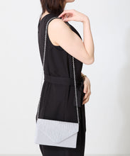 画像をギャラリービューアに読み込む, ラインストーンギャザーフラップバッグ/MOB018【結婚式/オケージョン/パーティー】