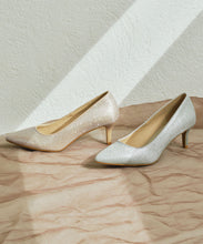 画像をギャラリービューアに読み込む, ポインテッドトゥラメヒールパンプス/mor112