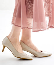画像をギャラリービューアに読み込む, ポインテッドトゥラメヒールパンプス/mor112