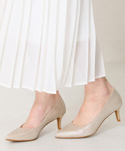 画像をギャラリービューアに読み込む, ポインテッドトゥラメヒールパンプス/mor112