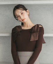 画像をギャラリービューアに読み込む, 肩リボンシアーニット/TT548304