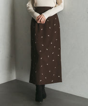 画像をギャラリービューアに読み込む, 刺繡タイトスカート/TT547215